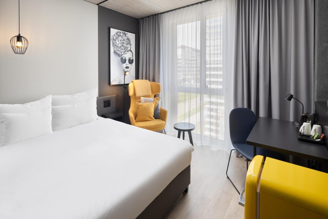 Radisson & Zurich Aparthotel