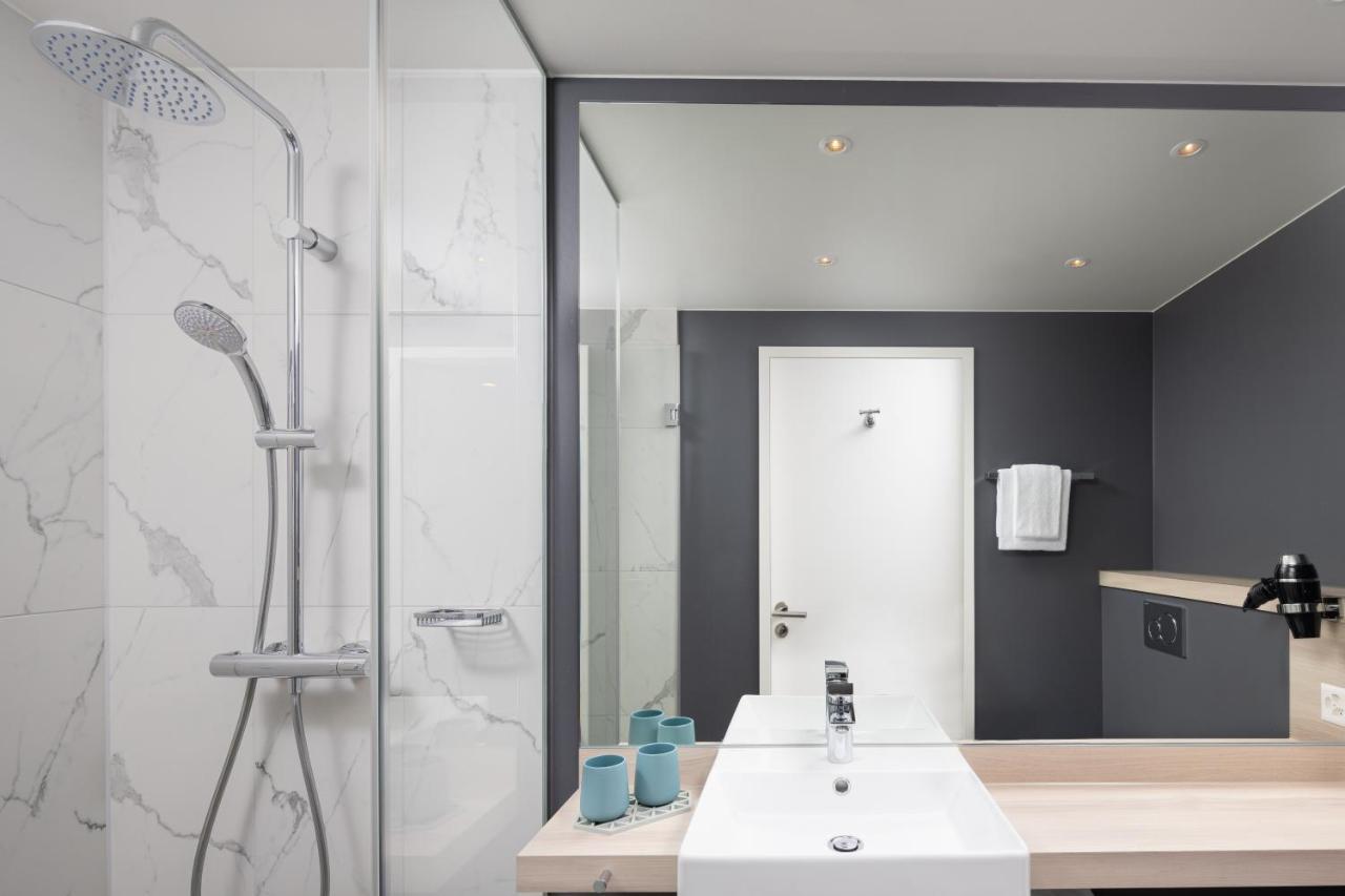 Radisson & Zurich 4*