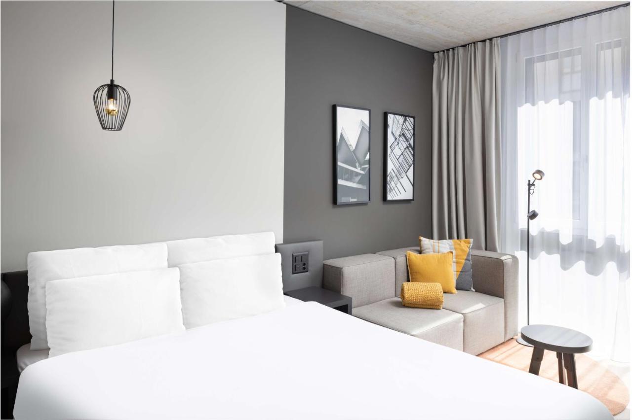 Radisson & Zurich Aparthotel