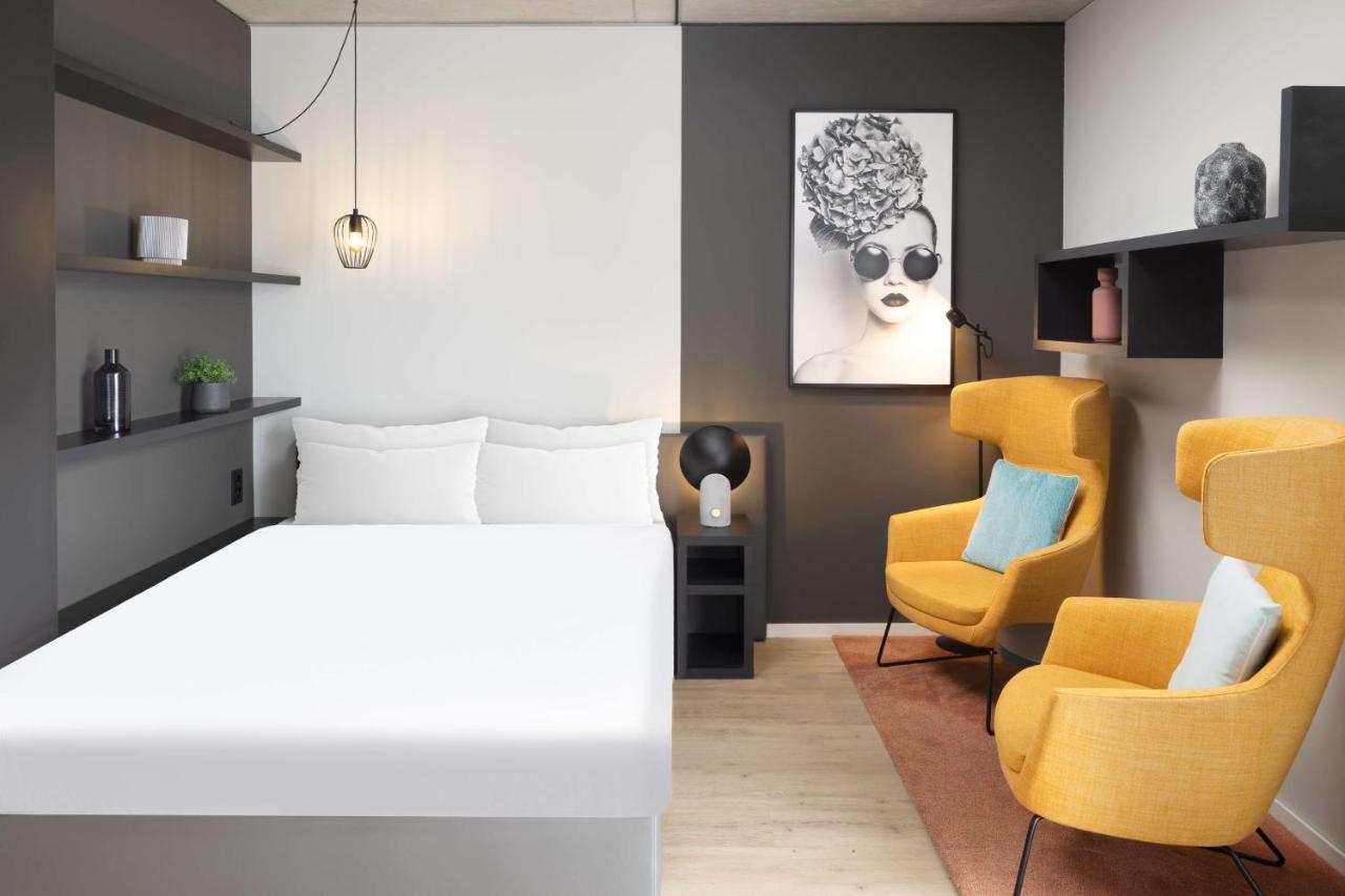 Radisson & Zurich Aparthotel