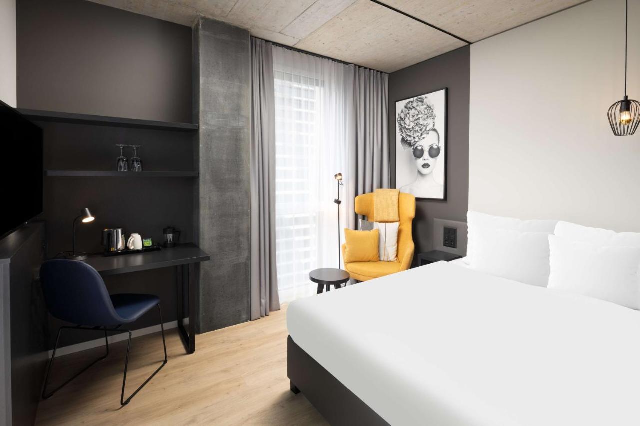 Radisson & Zurich Aparthotel