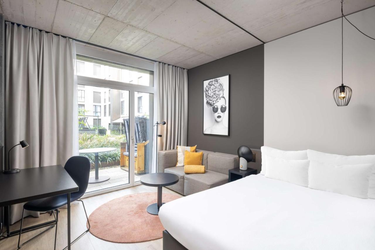 Radisson & Zurich