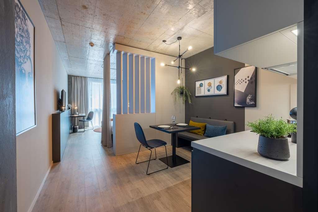 Radisson & Zurich 4*